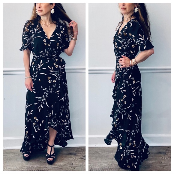 Fabulous Beautiful Print wrap dress - Picture 3 of 7